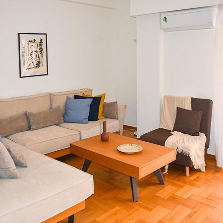 Spacious Modern Apartment In Pagkrati Атина Екстериор снимка