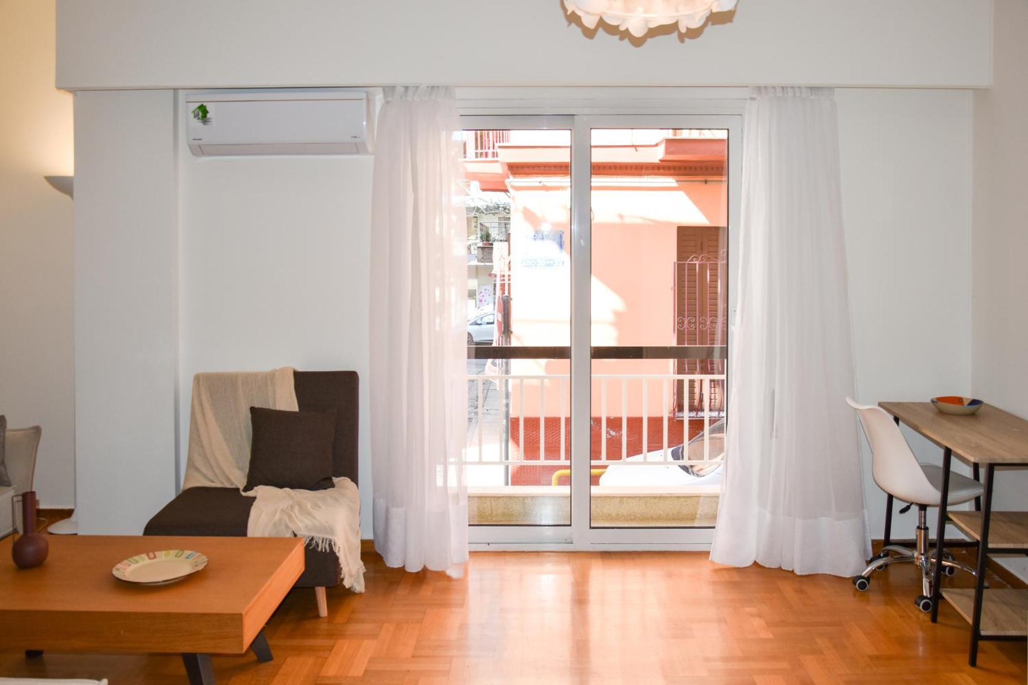 Spacious Modern Apartment In Pagkrati Атина Екстериор снимка